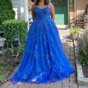 Blue prom dress size 8 from Sherri Hill